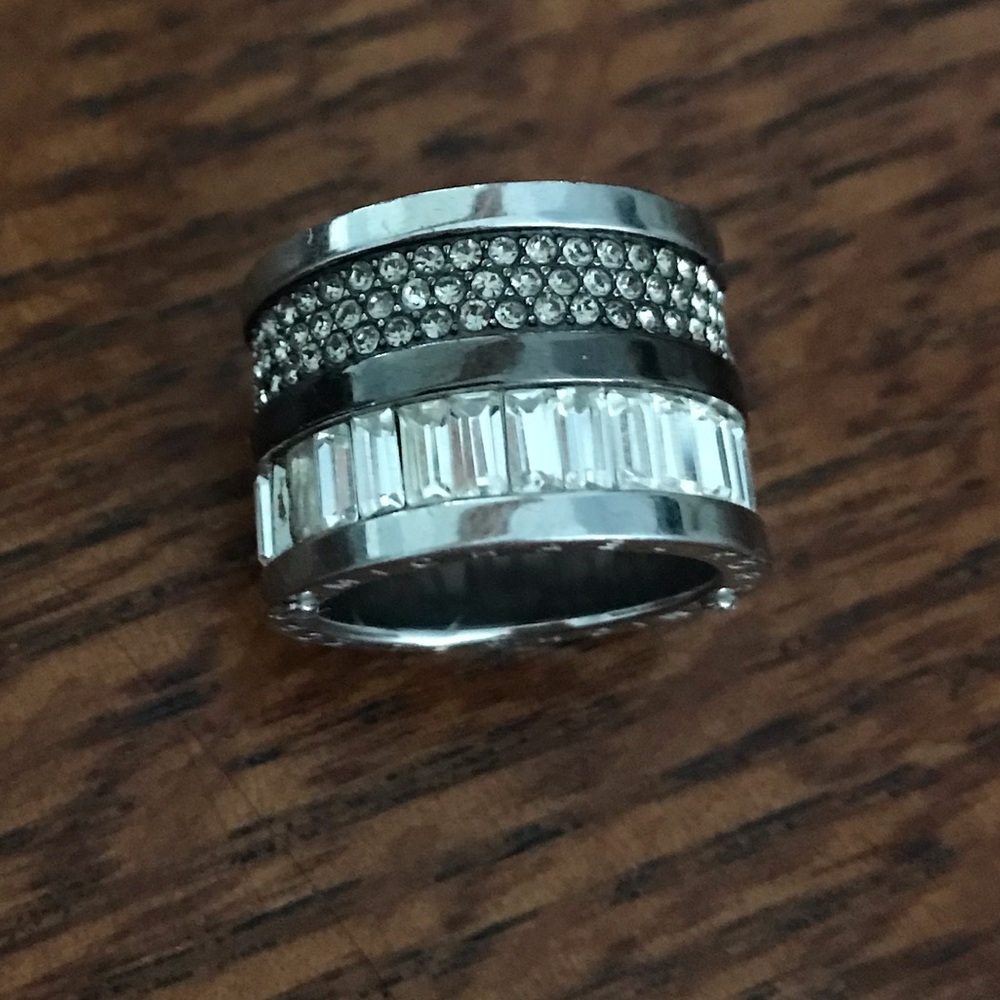 Michael Kors Barrel Ring Size 6